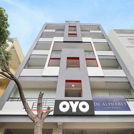 Super Townhouse De Alphabet Hotel Kukatpally Nexus Mall 하이데라바드 외부 사진